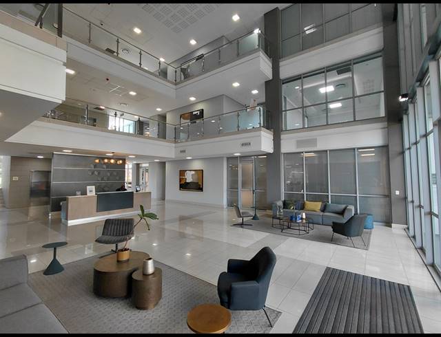 666M² OFFICE TO LET IN MAGALIESSIG